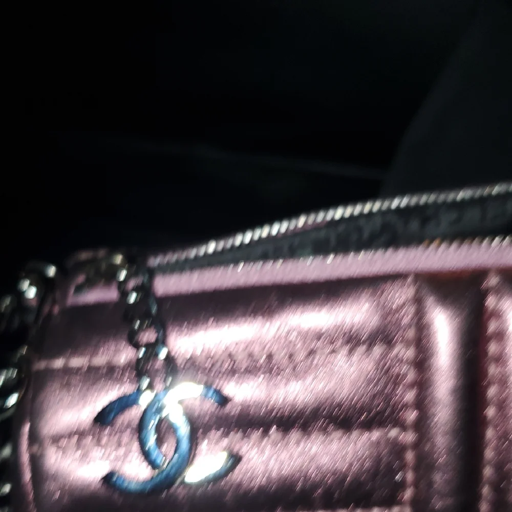 Chanel Metalic Purple Quilted Barrel Shoulder Bag With Iconic CC Zipper Pull. - Picture 6 of 7